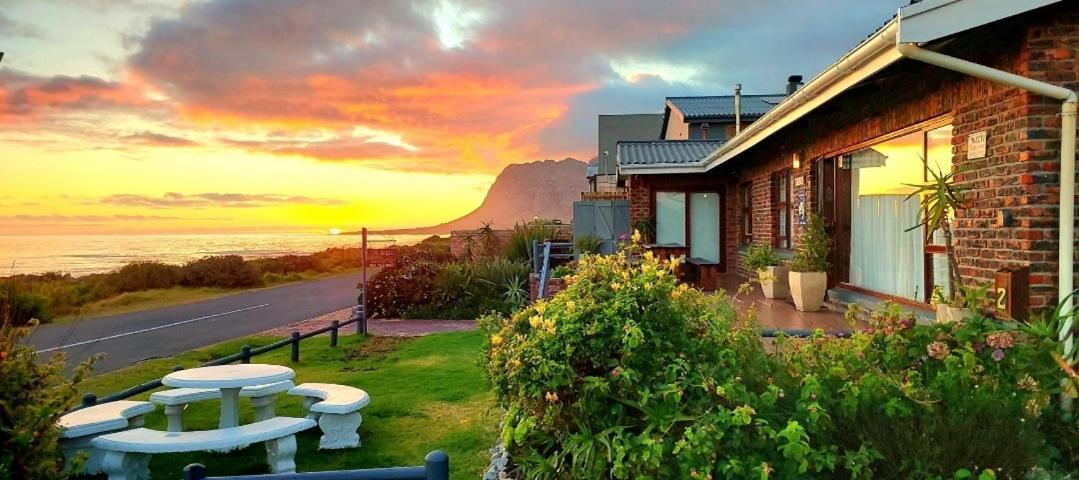 La Mer Seafront Selfcatering Accommodation 클라인몬드 외부 사진